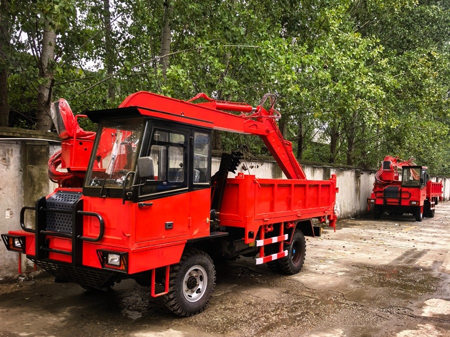 山東隨車挖源頭廠家